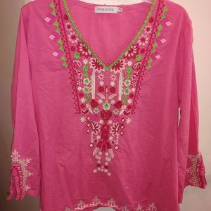 Hobo embroidered top